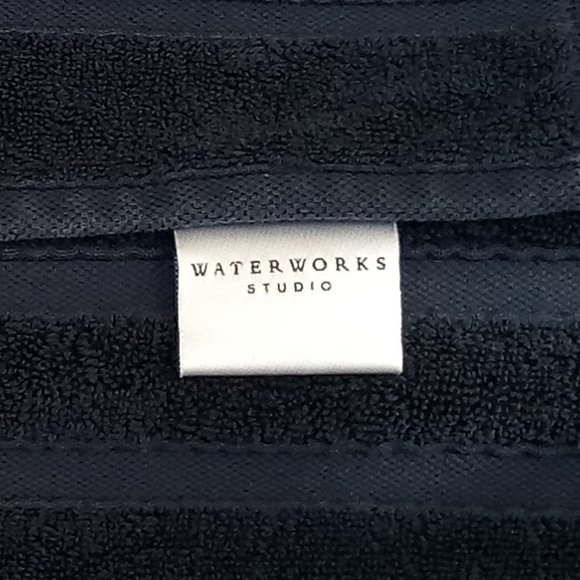 NEW TWO SETS WATERWORKS  BLUE TOWELS - Picture 3 of 3